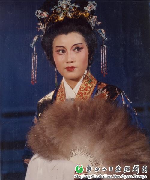 胡丽央
