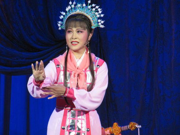 越剧演员-陈伟萍简介