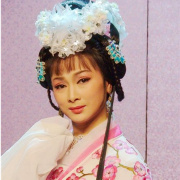 越剧演员-吴素英简介