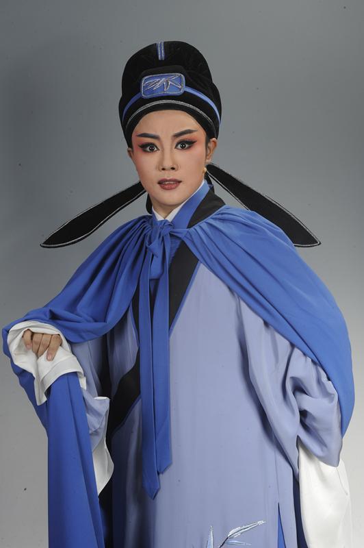 董心心
