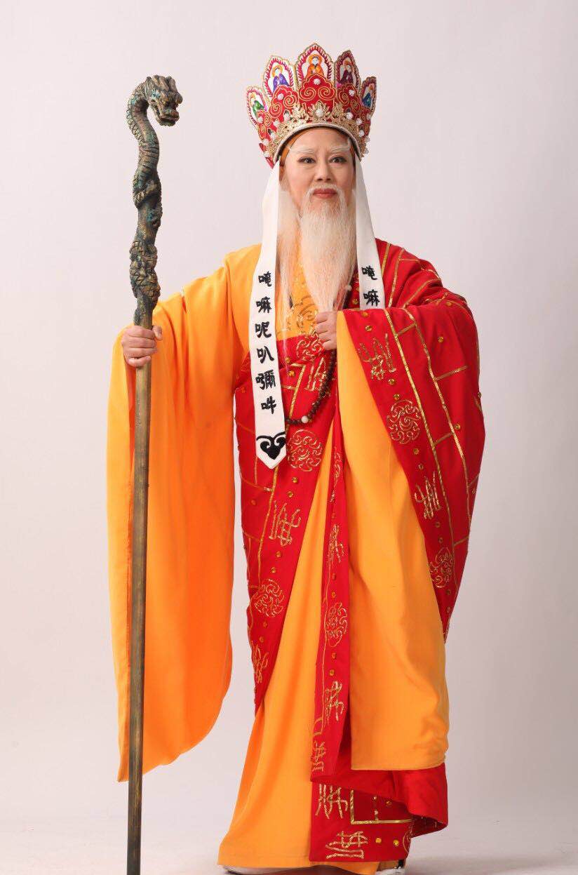 乐彩珍