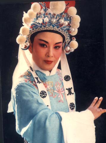 越剧演员-张亚萍简介