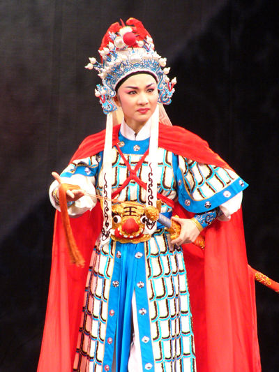 越剧演员-李霄雯简介