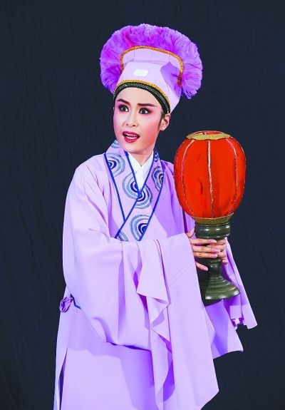 越剧演员-陈菊芳简介