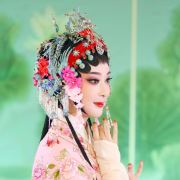 越剧演员-王静简介