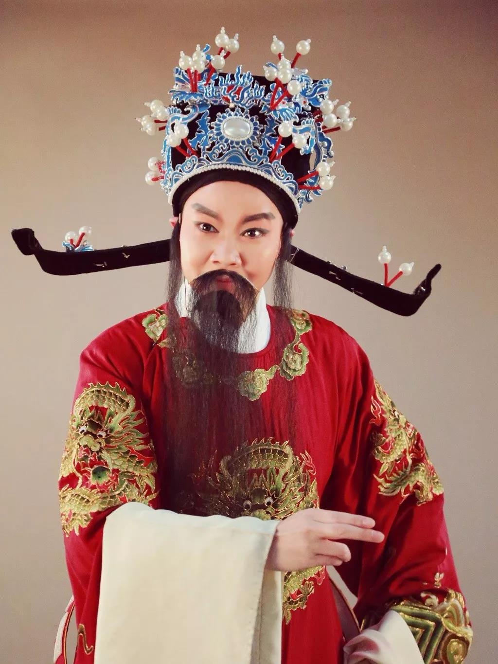 王路路