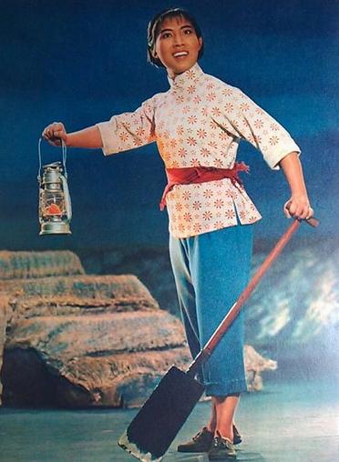京剧《龙江颂》-京剧经典传统剧目介绍