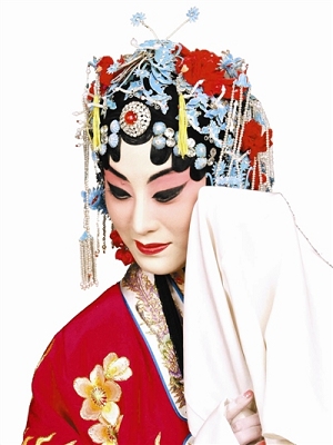 京剧《锁麟囊》-京剧经典传统剧目介绍