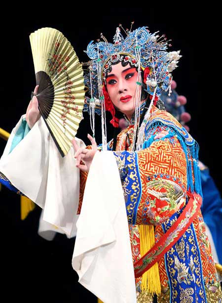 京剧《贵妃醉酒》-京剧经典传统剧目介绍
