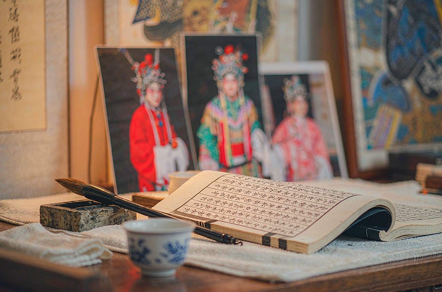 京剧唱腔入门：从生旦净丑到四功五法的快速认知指南